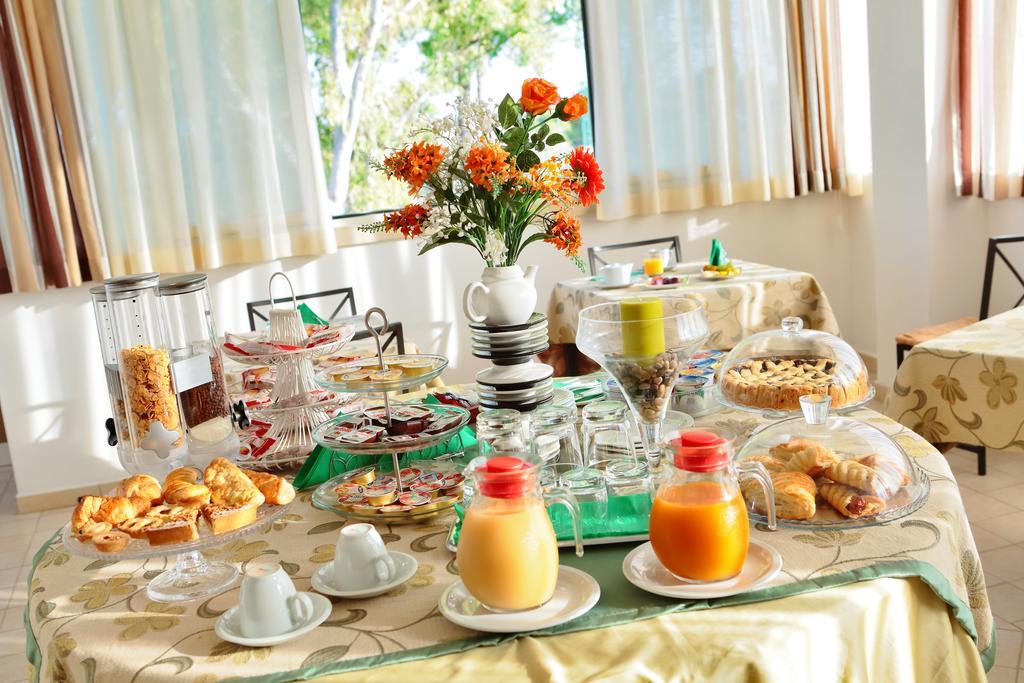 Hotel La Campana คาซาราโน ภายนอก รูปภาพ